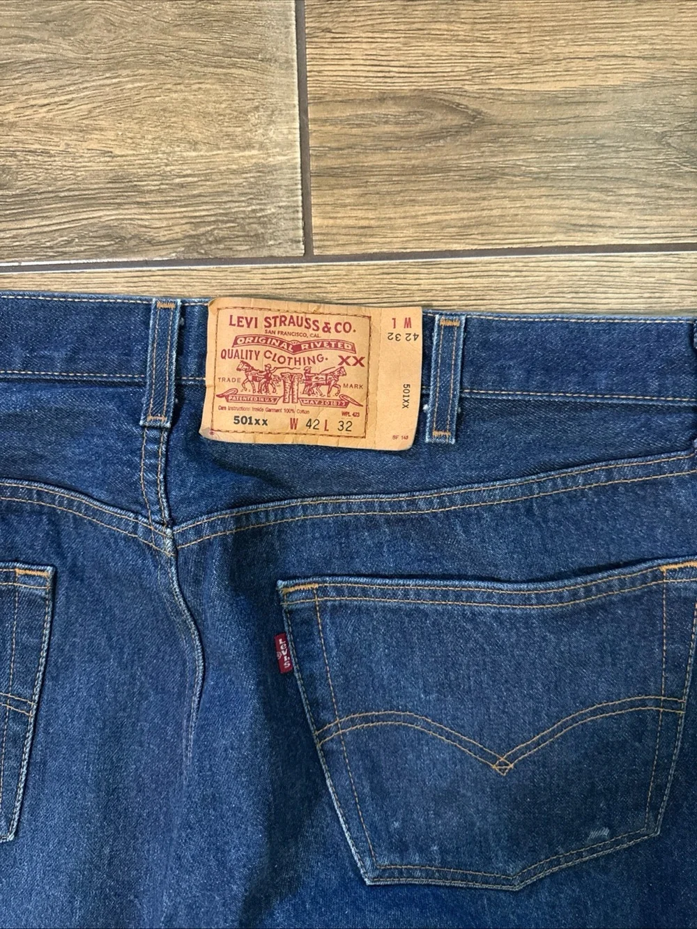 Vintage Levis 501xx Jeans Mens 42X30Blue Denim 501-0000 Button Fly